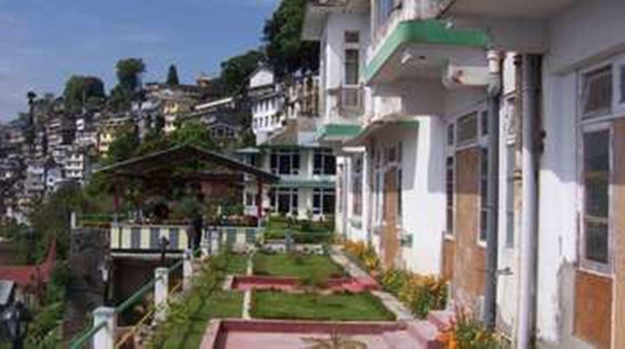 Central Nirvana Darjeeling  Extérieur photo